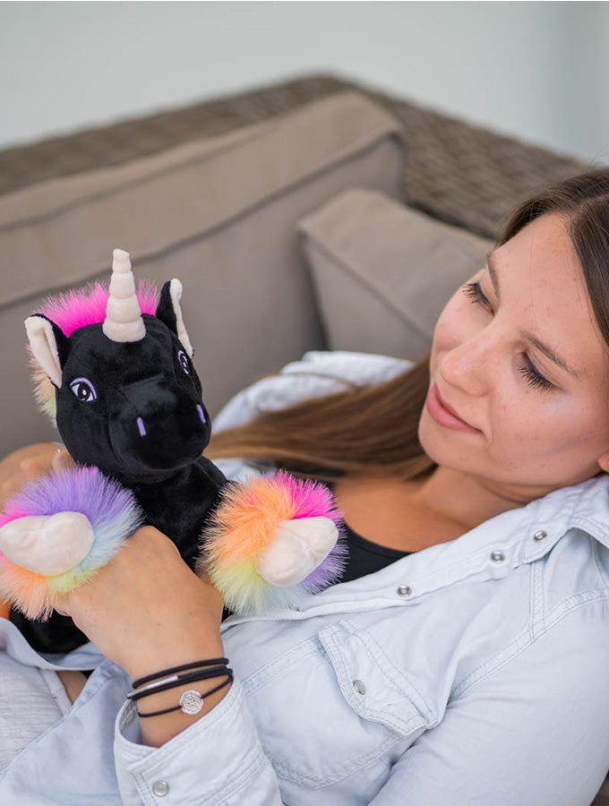 Magnetronknuffel Habibi® Eenhoorn zwart/regenboog