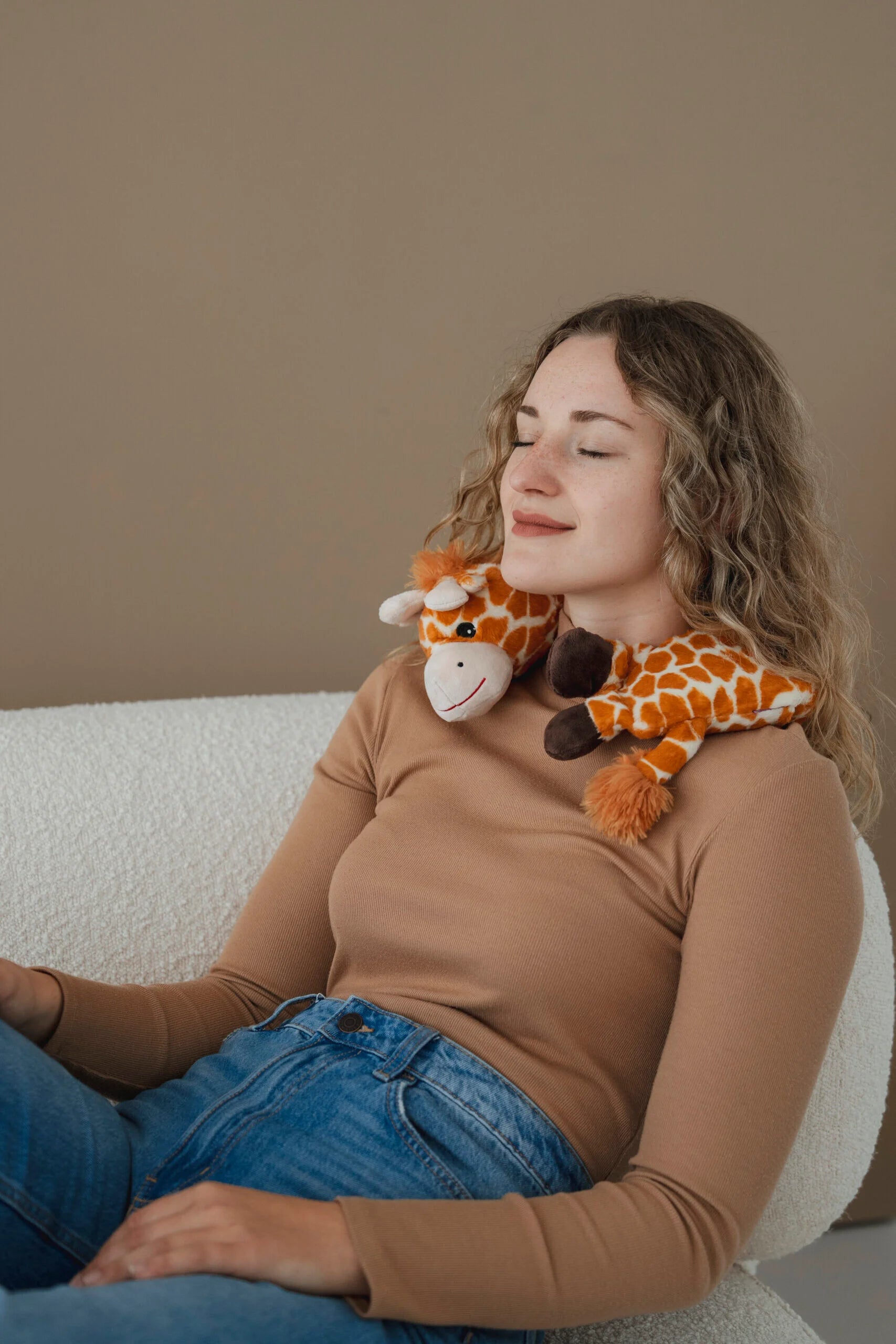 Magnetronknuffel Habibi® nekwarmer giraffe