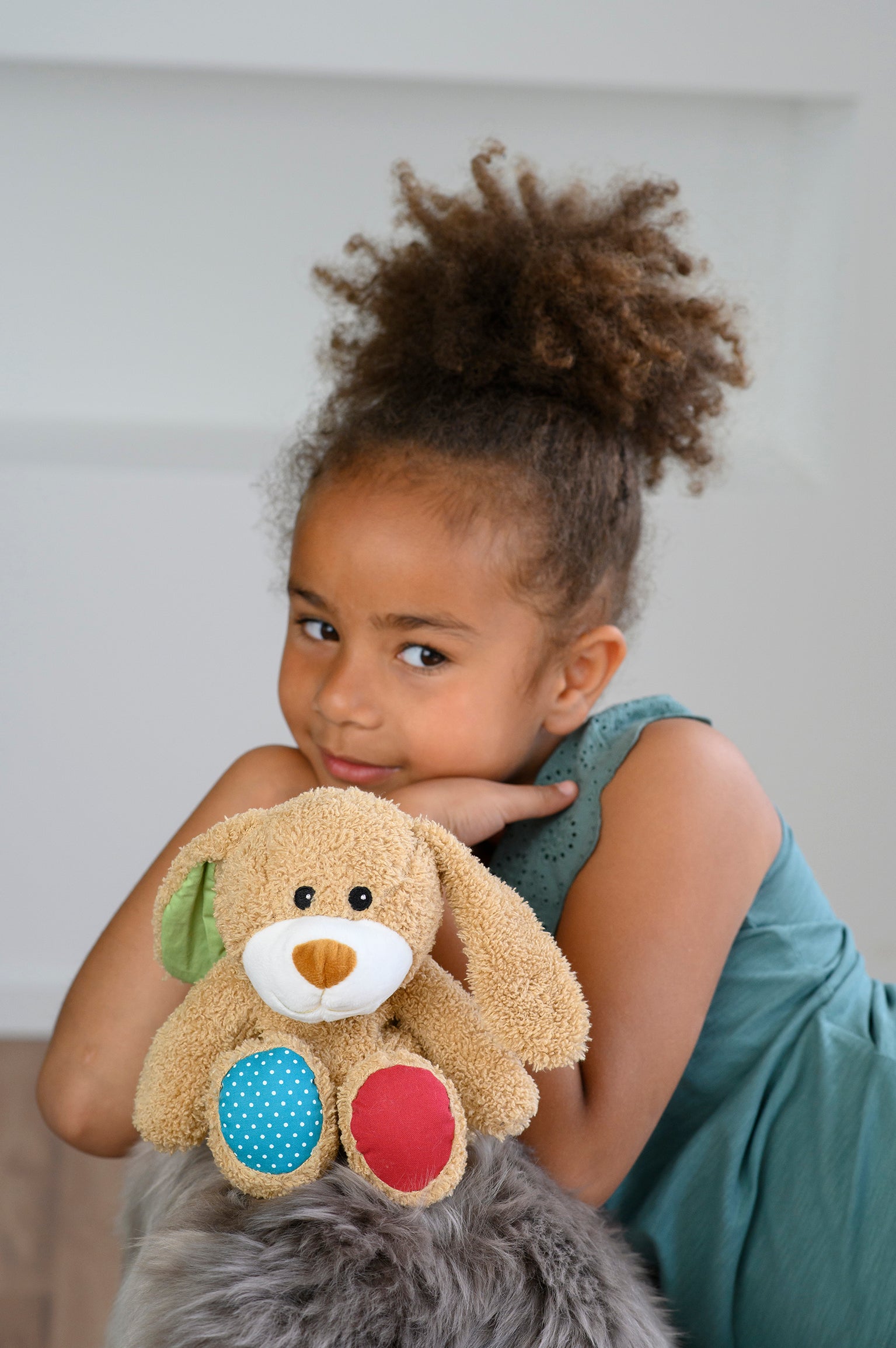 Magnetronknuffel Warmies® MINIS baby haas