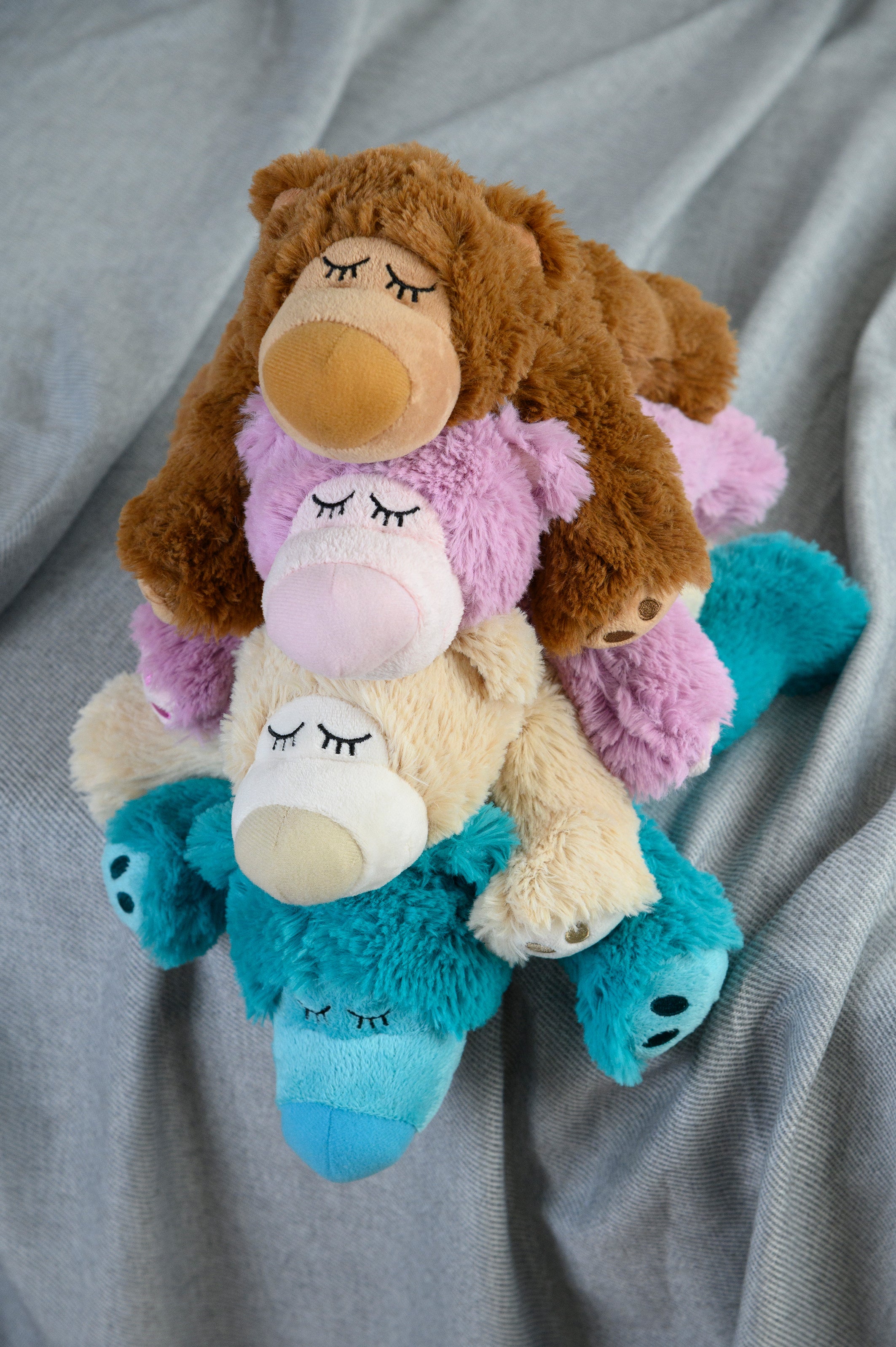 Magnetronknuffel Warmies® sleepy bear turquoise